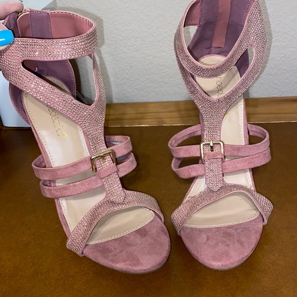Rhinestone pink strappy pumps